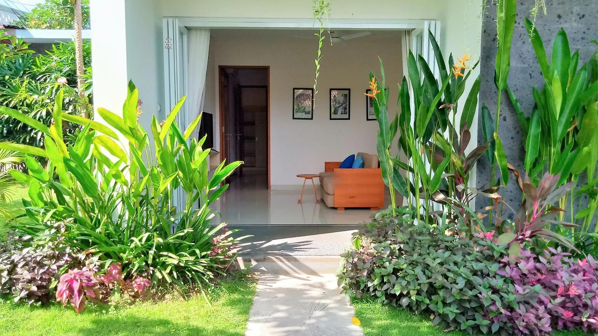 Harmony Beach Suite Seminyak 3*,  Indonesië