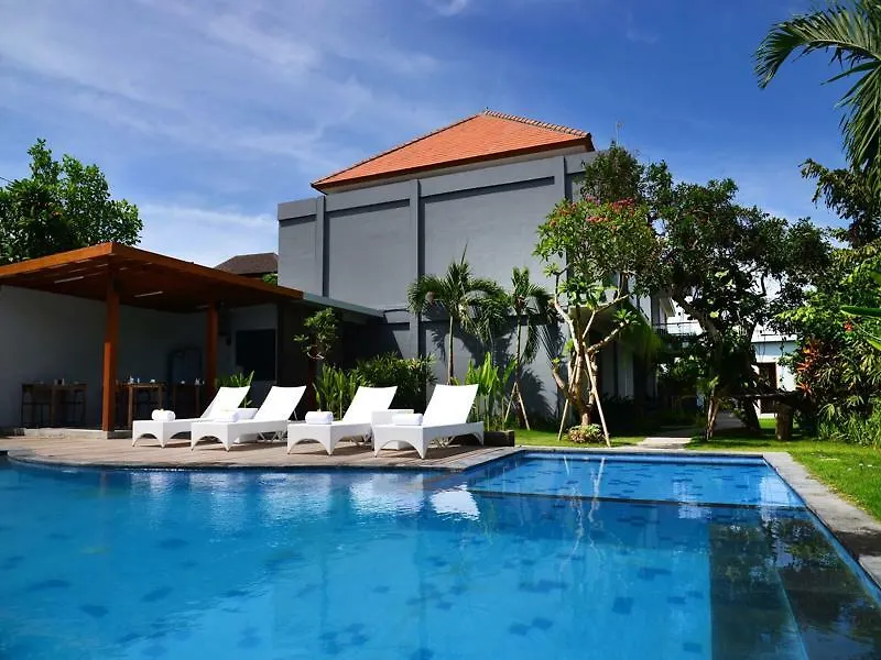Harmony Beach Suite Seminyak 3*,